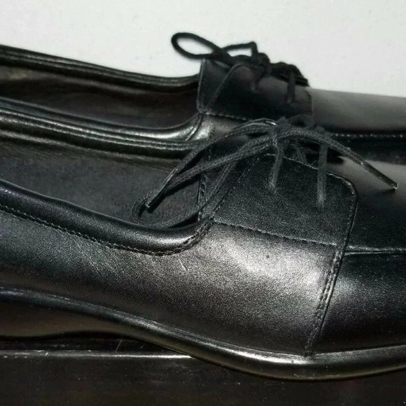 P.W. Minor CAMEO Black Leather Lace Shoe - Picture 2 of 8